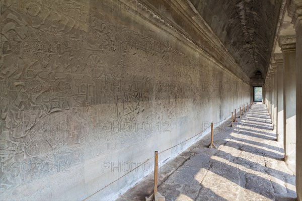 The bas-reliefs on the eastern gallery depict scenes from the Ramayana