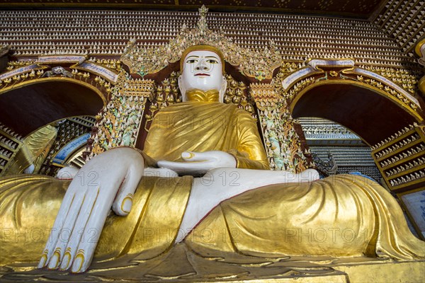 Seated Buddha statue