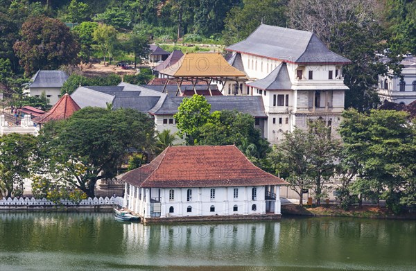 Kandy Lake