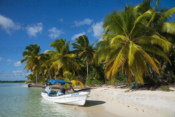 Boat on Palm Beach