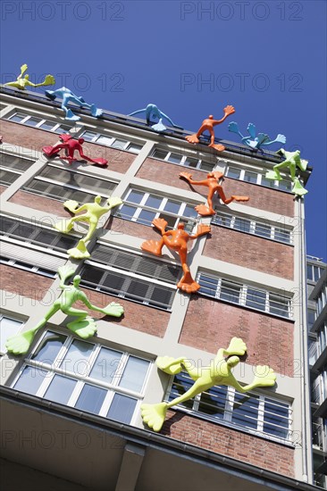 Flossis figures on Roggendorf House