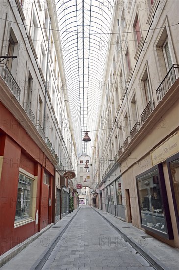 Passage Boyer shopping passage