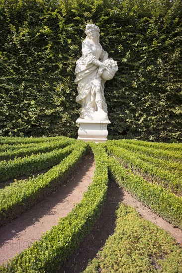 Statue