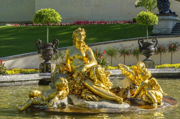 Flora Fountain surrounded by a water basin