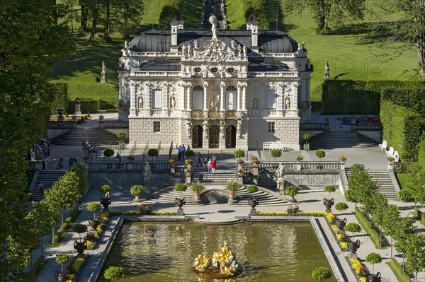 Water parterre in the palace gardens
