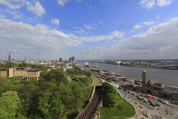 Elbe River from left with the Sintfang Youth Hostel
