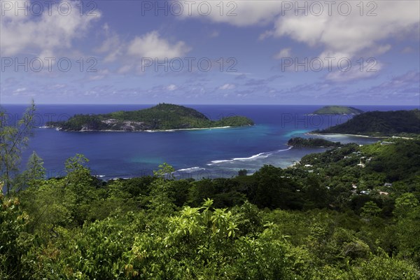 View towards Therese Island