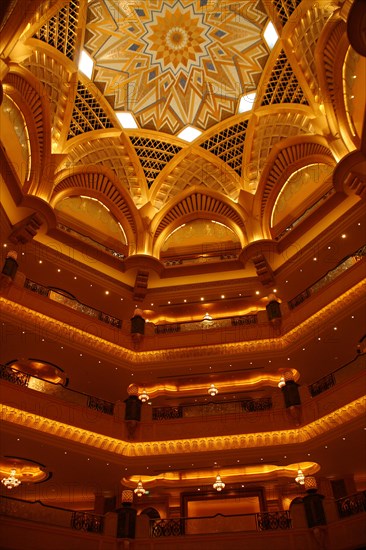 Golden Palace Hotel