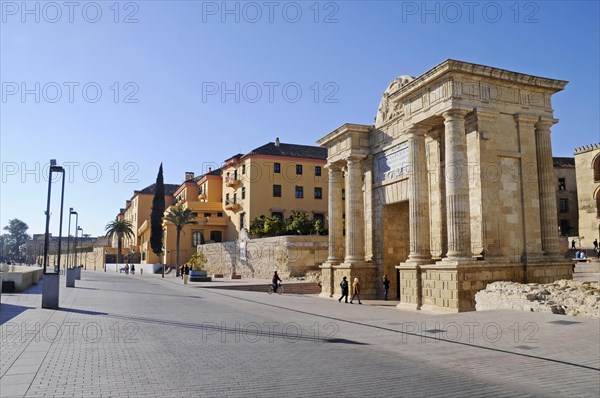 Promenade at the Puerta del Puente city gate