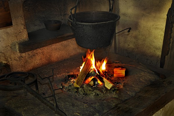 Fireplace with a boiler in Markus Wasmeier Farm and Winter Sports Museum