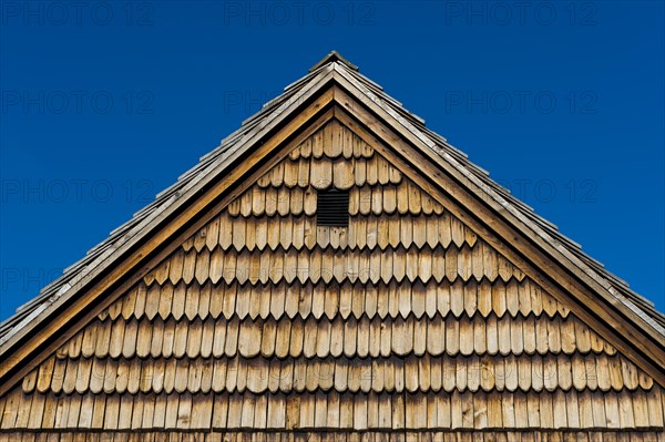Wood shingles