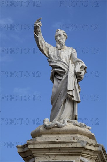 Statue of the Apostle Paul outside the Collegiate Church of St. Paul