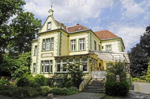 Historic residential building