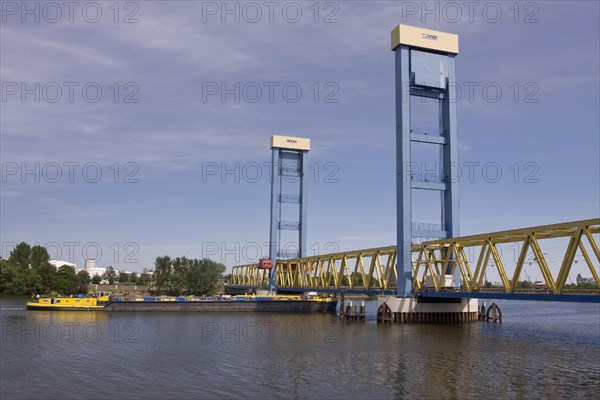 Kattwyk Bridge
