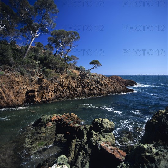Corniche d'Or