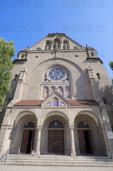 Old Hoettinger Parish Church of Sts. Ingenuin and Albuin