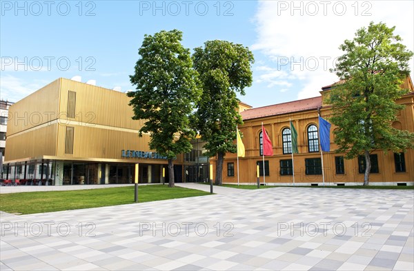 Lenbachhaus with the newly constructed section