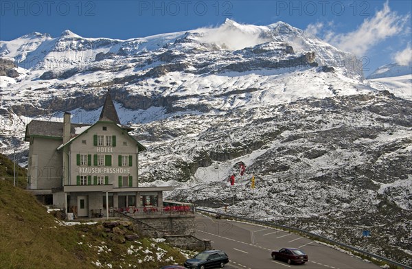 Hotel Klausenpasshoehe beside the road of Klausen Pass