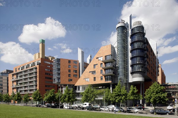 Potsdamer Platz square