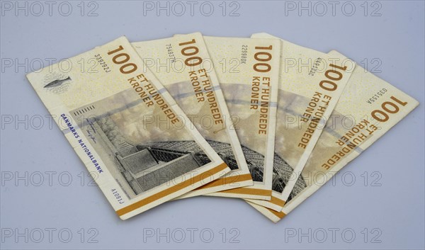 Bank notes