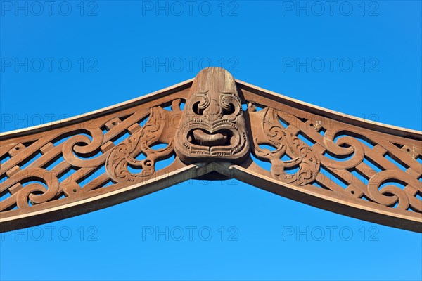 Maori carvings at Princes Wharf