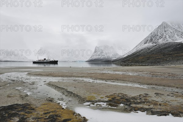 Passenger ship MS Nordstjernen in a Svalbard bay