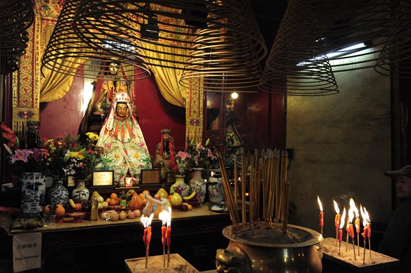 Altar in a Chinese temple in the Sheung Wan quarter