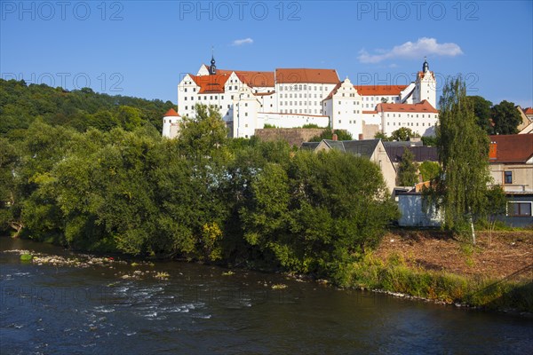 Zwickauer Mulde river with Colditz Castle