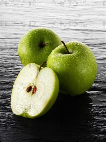 Granny Smith apples