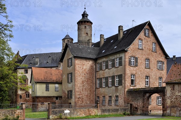 Bailey and gateway to the former Hohenstaufen moated castle
