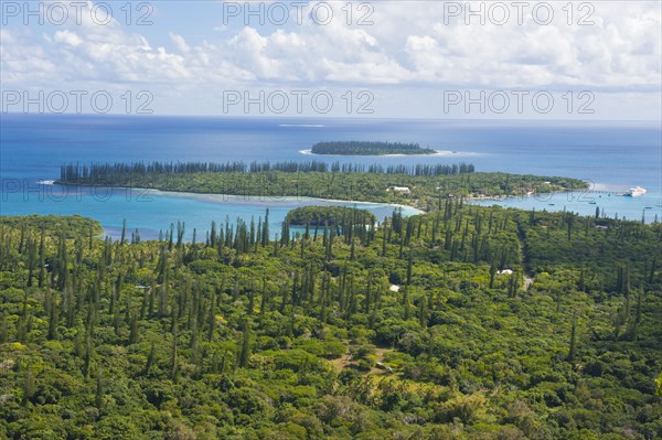 Overlooking the Ile des Pins