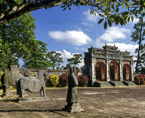 Dai Hong Mon Gate