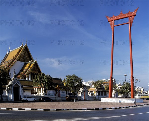 The Giant Swing in front of Wat Suthat