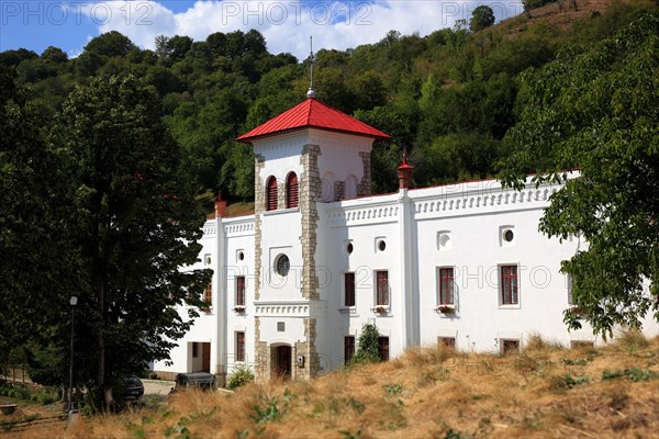 Arnota Monastery