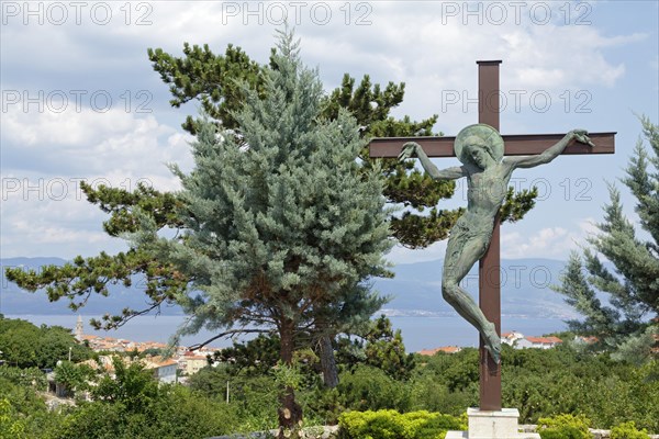 Crucifix above Vrbnik