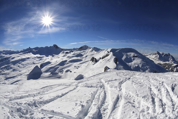 Winter mountain landscape with Spitzmeilen Mountain and Wissmeilen Mountain