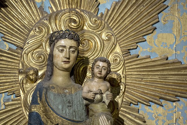 Altar of Mary with Jesus