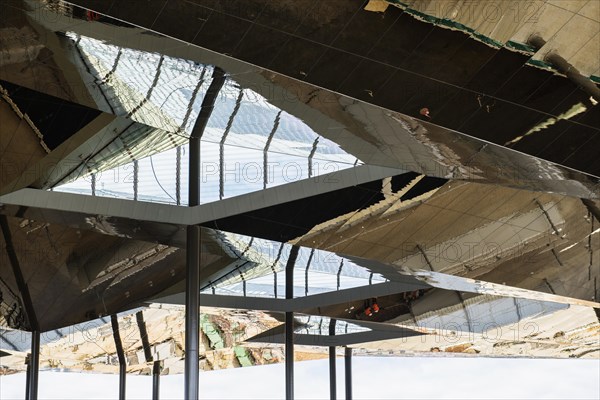 Roof of the Glories metro station