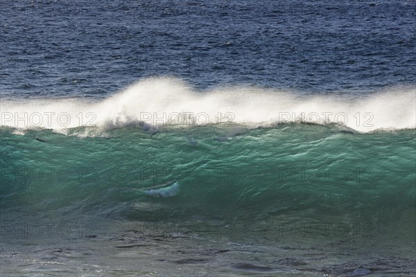 Ocean wave