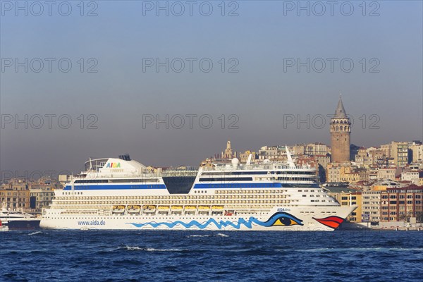 Cruise ship