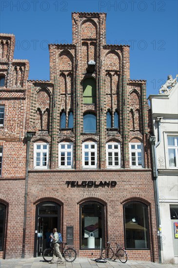 Building at the Am Sande square