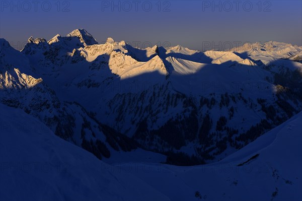 Peaks of Mt Zitterklapfen and Mt Toblermannskopf in the morning light