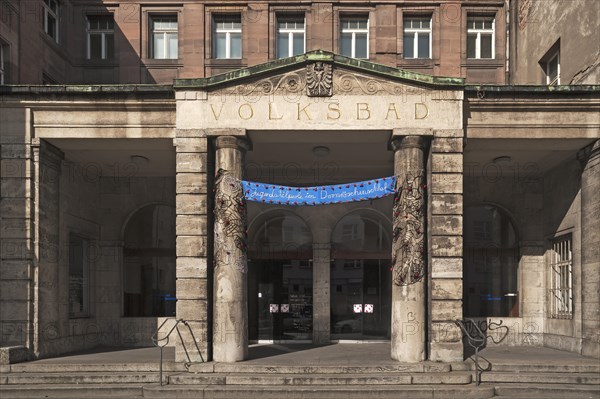 Entrance of the Volksbad public bath