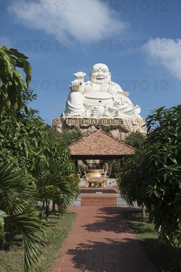 Buddha sculpture
