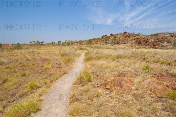 Kunjarra or The Pebbles granite boulders