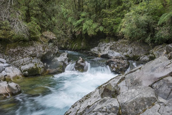 Rapidos del Chanleufu rapids