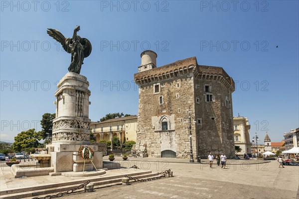 Monumento ai Caduti (World War One Monument)