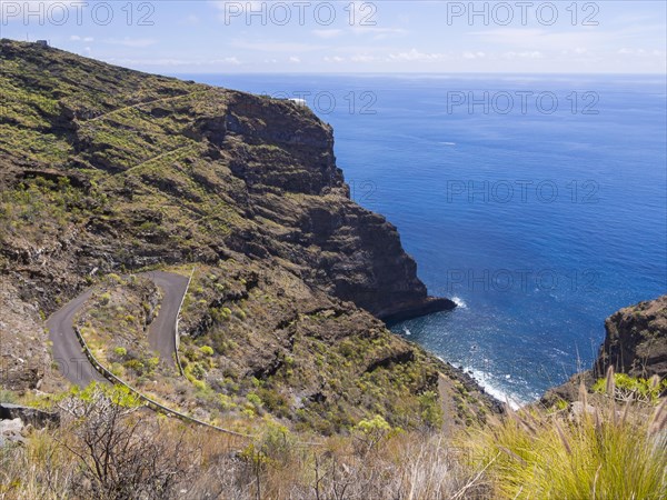 Steep canyons at the Camino del Prois
