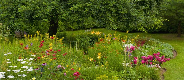 Flower garden