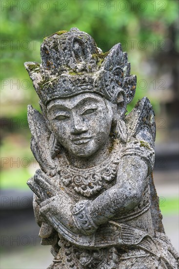 Statue